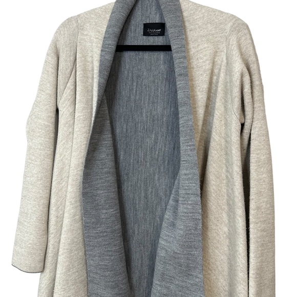 Zara Knit cream and grey thick cardigan. Size Medium - Picture 3 of 9